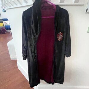 Universal Studios Harry Potter Gryffindor kids robe